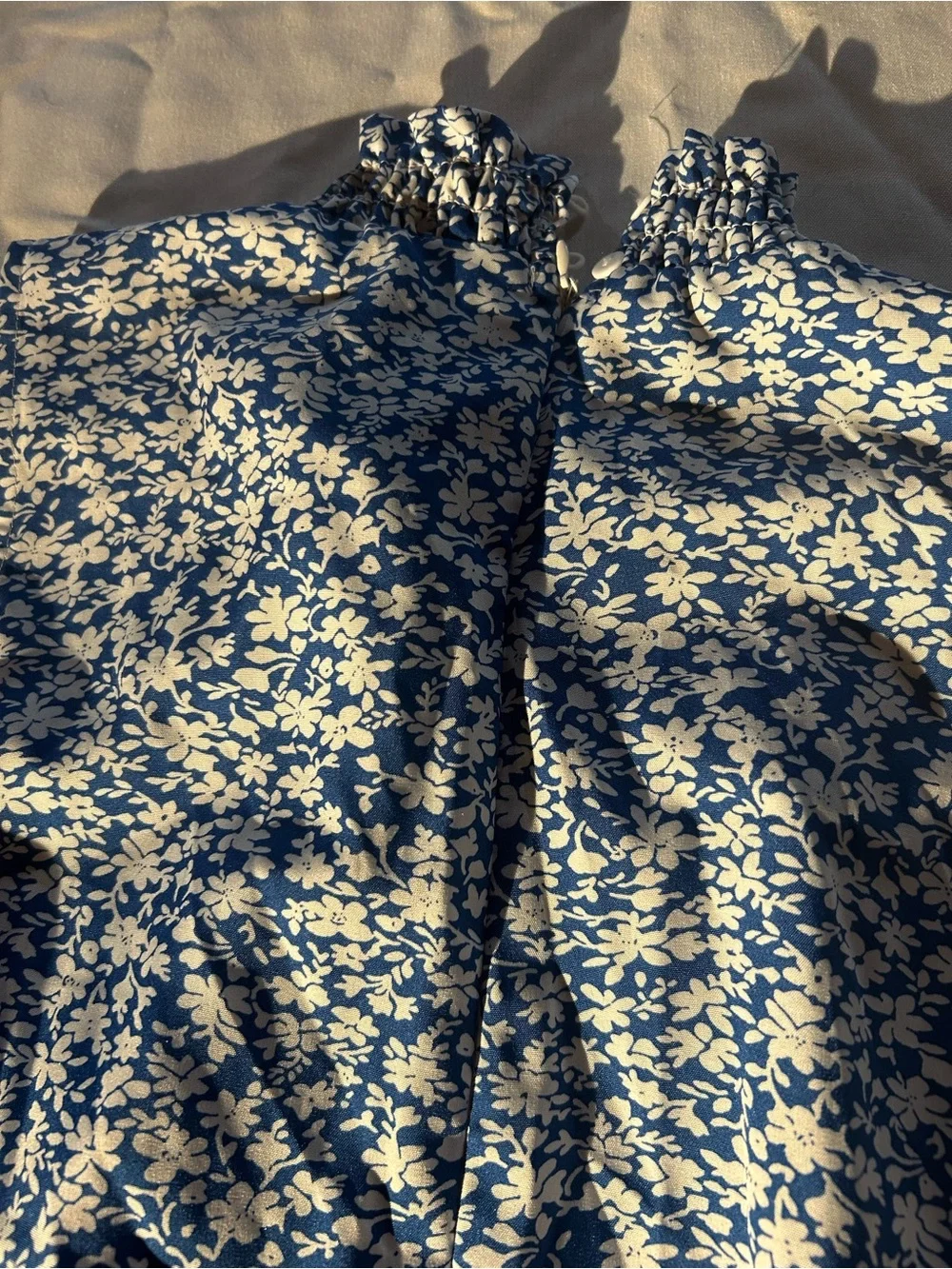 N/A blue floral